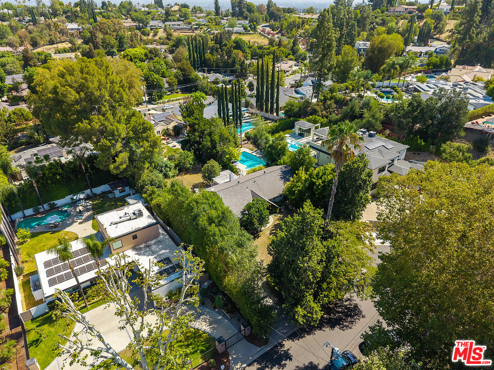 20447 Robert Pl