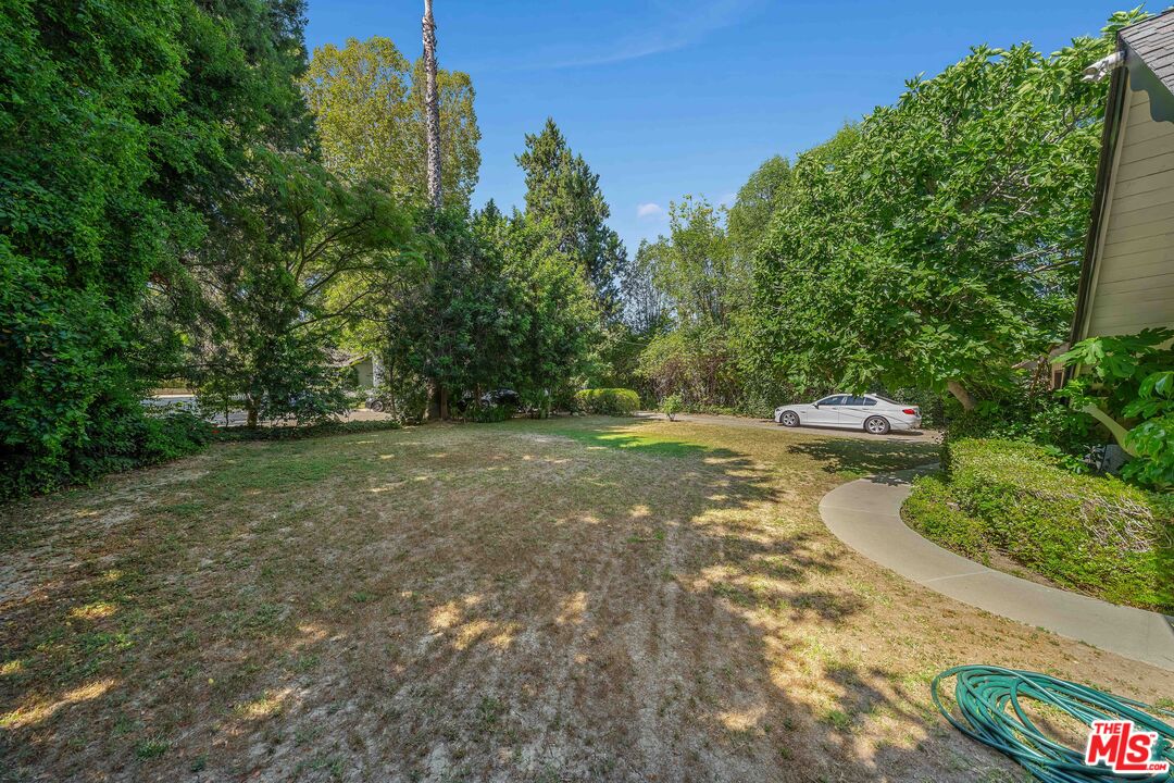 20447 Robert Pl