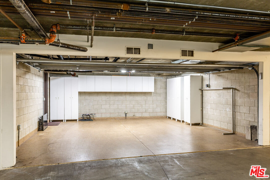 849 14th St Unit: 4