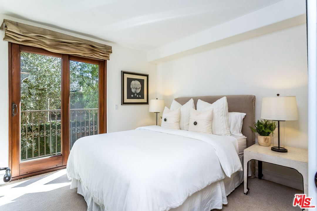 849 14th St Unit: 4