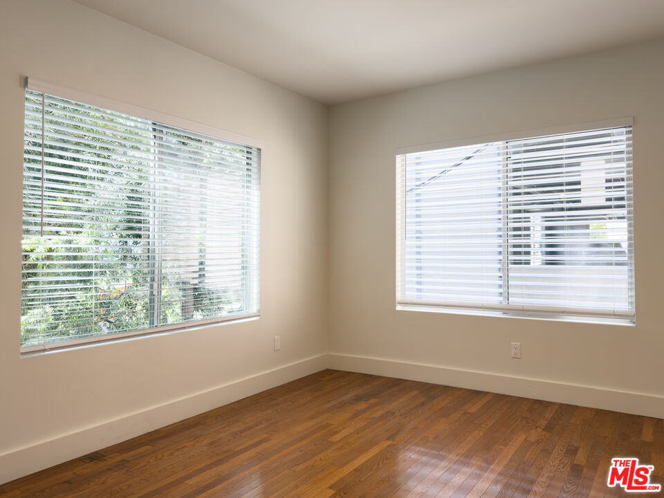 1947 Clinton St Unit: 700