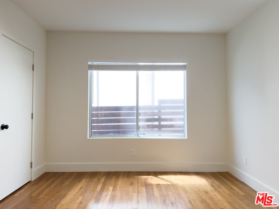 1947 Clinton St Unit: 700