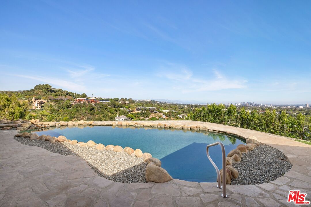 1680 Alta Mura Rd