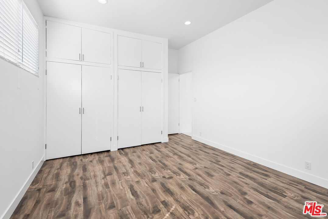 764 N Doheny DR Unit: 2