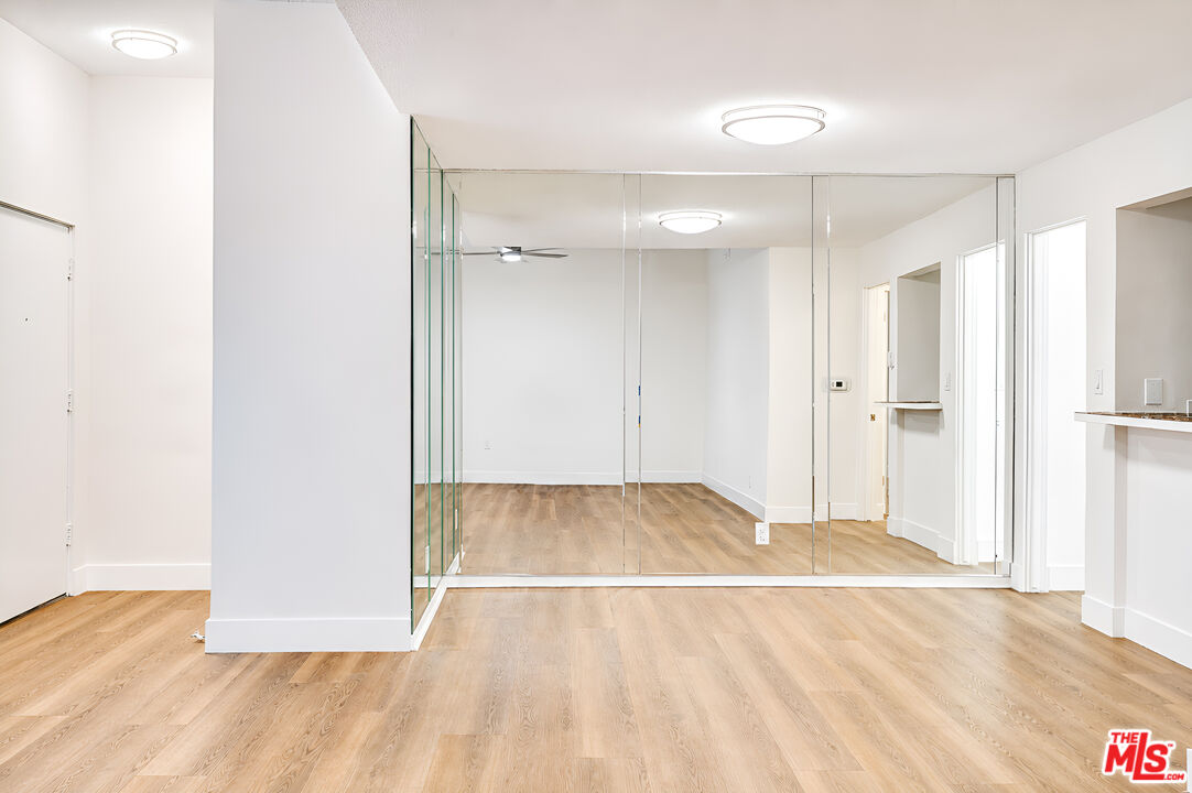 134 S Elm Dr Unit: 104