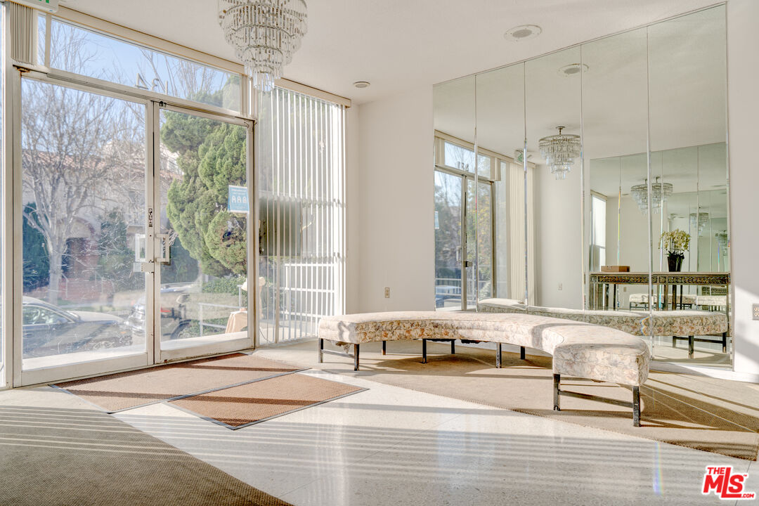 134 S Elm Dr Unit: 104