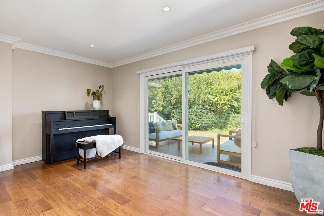 2302 Duxbury Cir