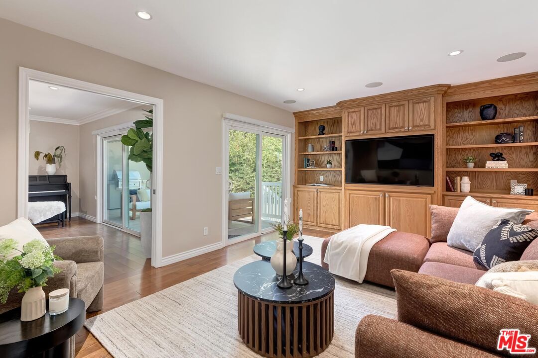 2302 Duxbury Cir