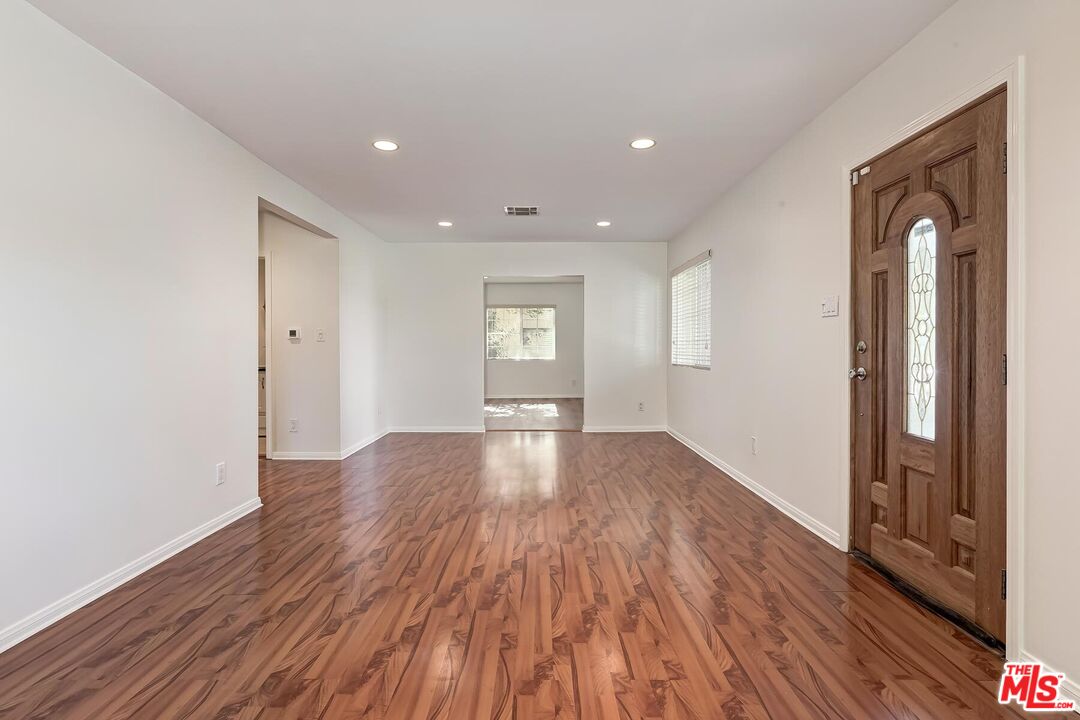 17322 Martha St