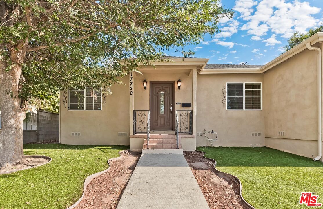 17322 Martha St