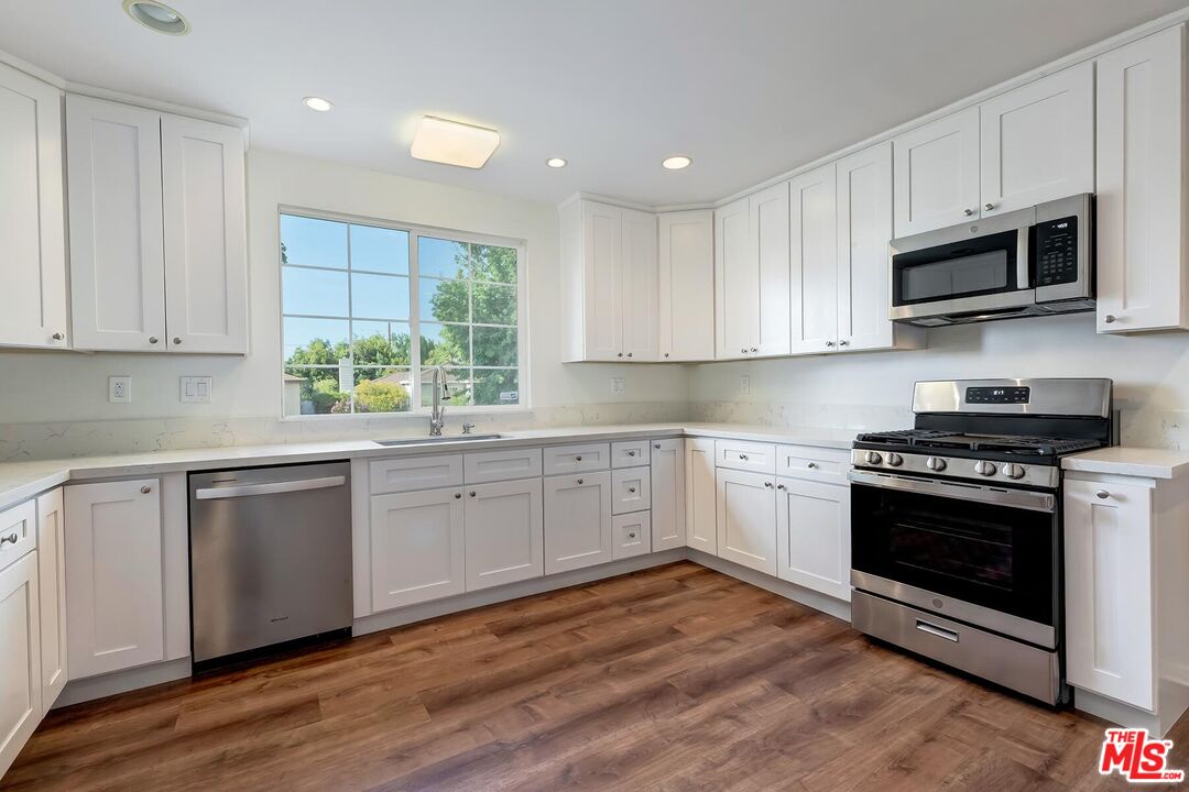 17322 Martha St