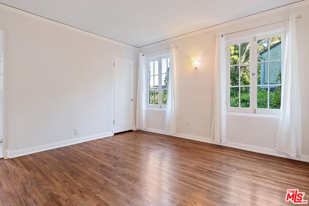 3486 Oak Glen Dr