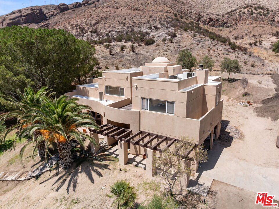 5255 Soledad Canyon Rd