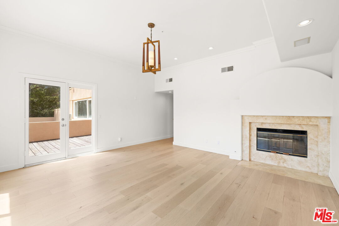 5255 Soledad Canyon Rd
