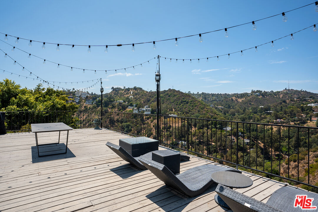 8020 Zeus Dr