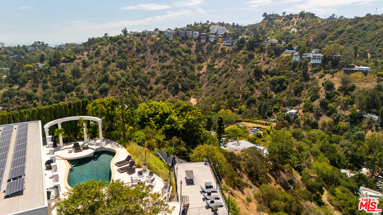 8020 Zeus Dr
