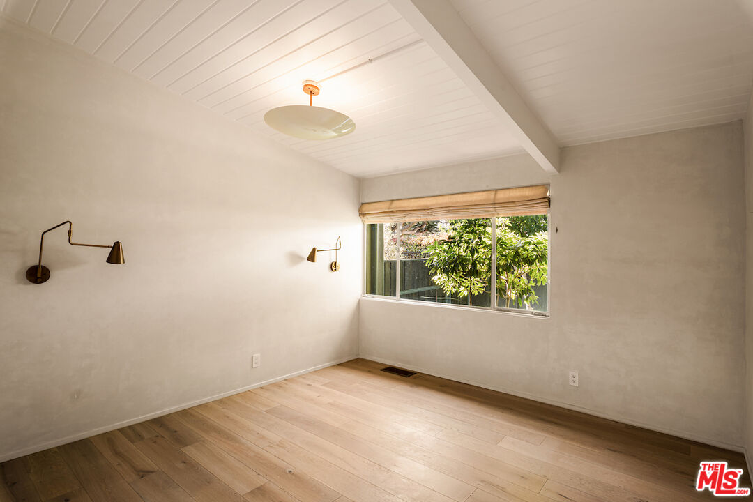 295 Mabery Rd