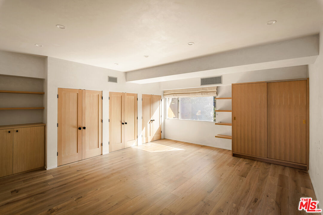 295 Mabery Rd
