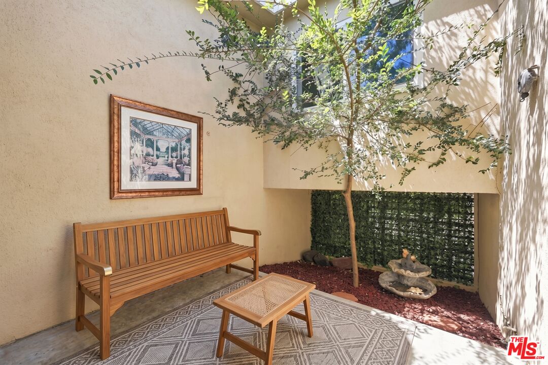 3500 W Manchester Blvd Unit: 23