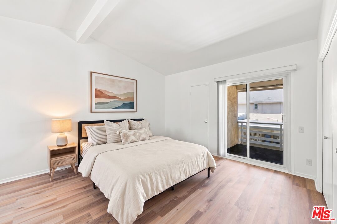 3500 W Manchester Blvd Unit: 23