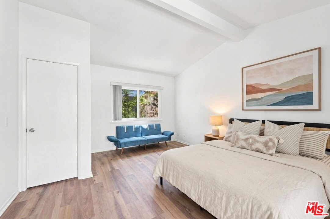 3500 W Manchester Blvd Unit: 23