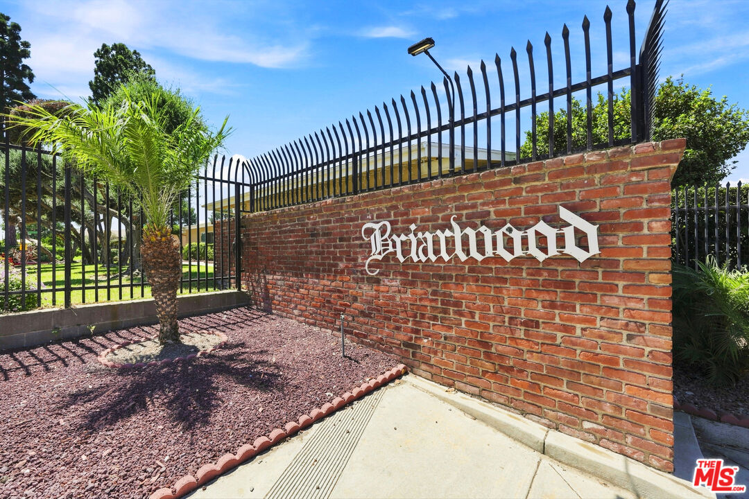 3500 W Manchester Blvd Unit: 23