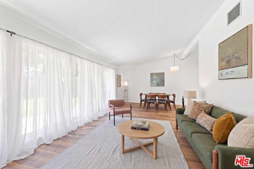 3500 W Manchester Blvd Unit: 23