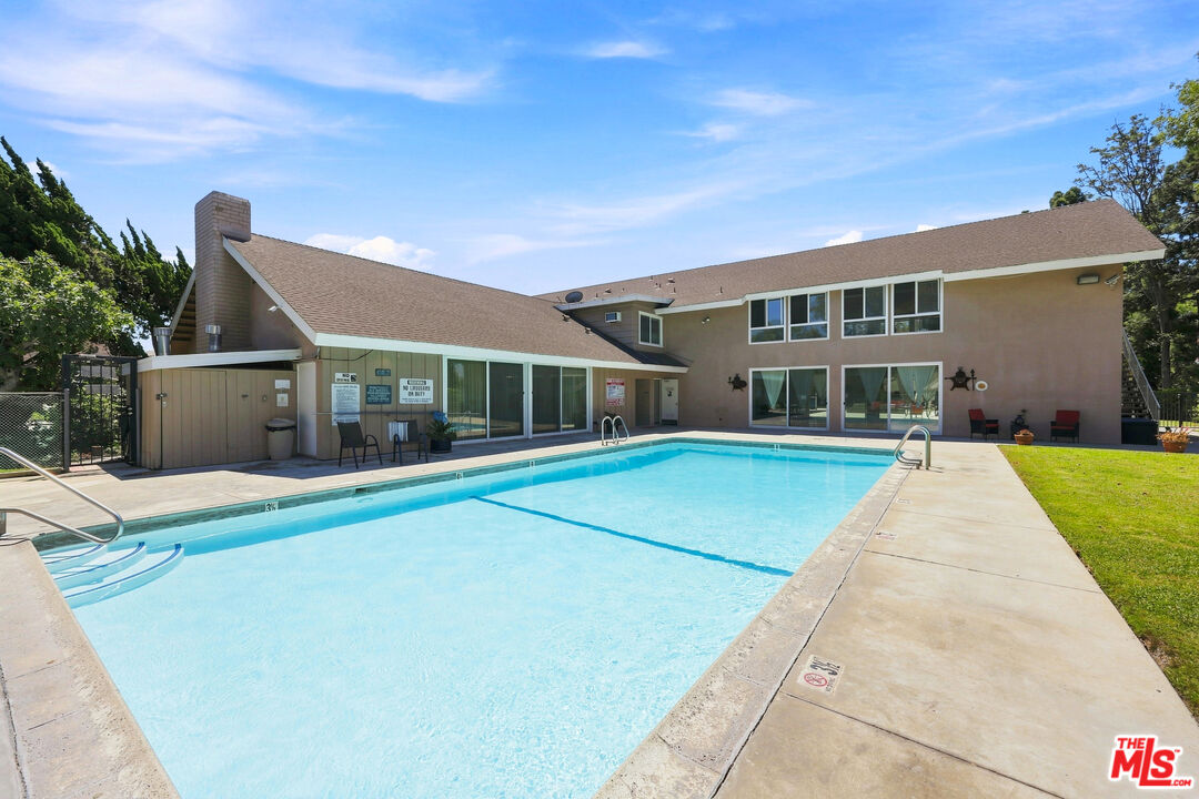 3500 W Manchester Blvd Unit: 23