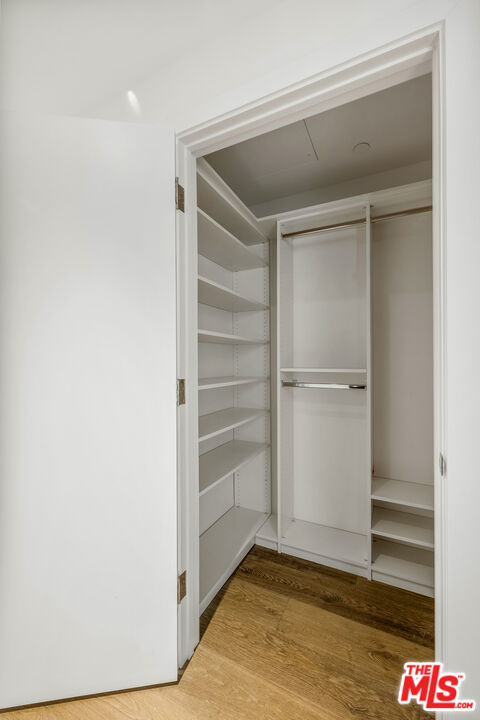 9000 W 3rd St Unit: 304