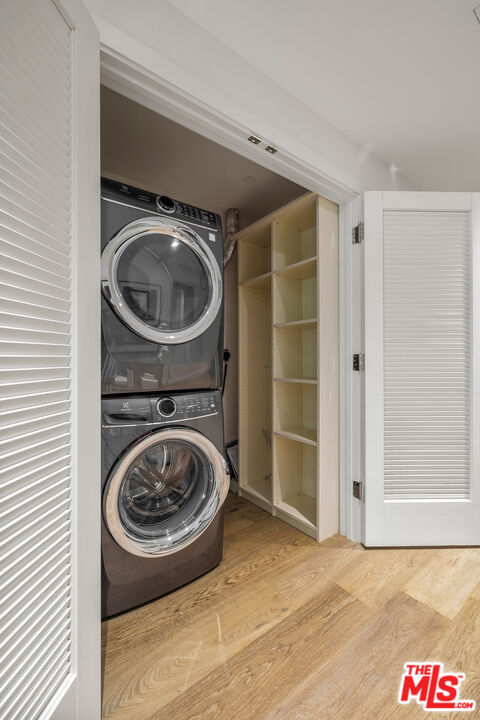 9000 W 3rd St Unit: 304
