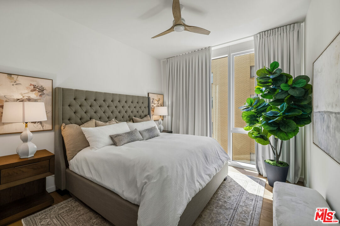 9000 W 3rd St Unit: 304