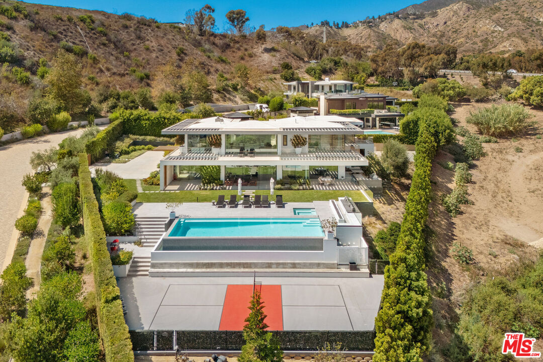 23919 Malibu Rd