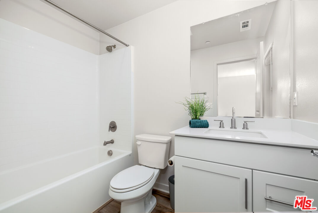 126 Dove Lndg