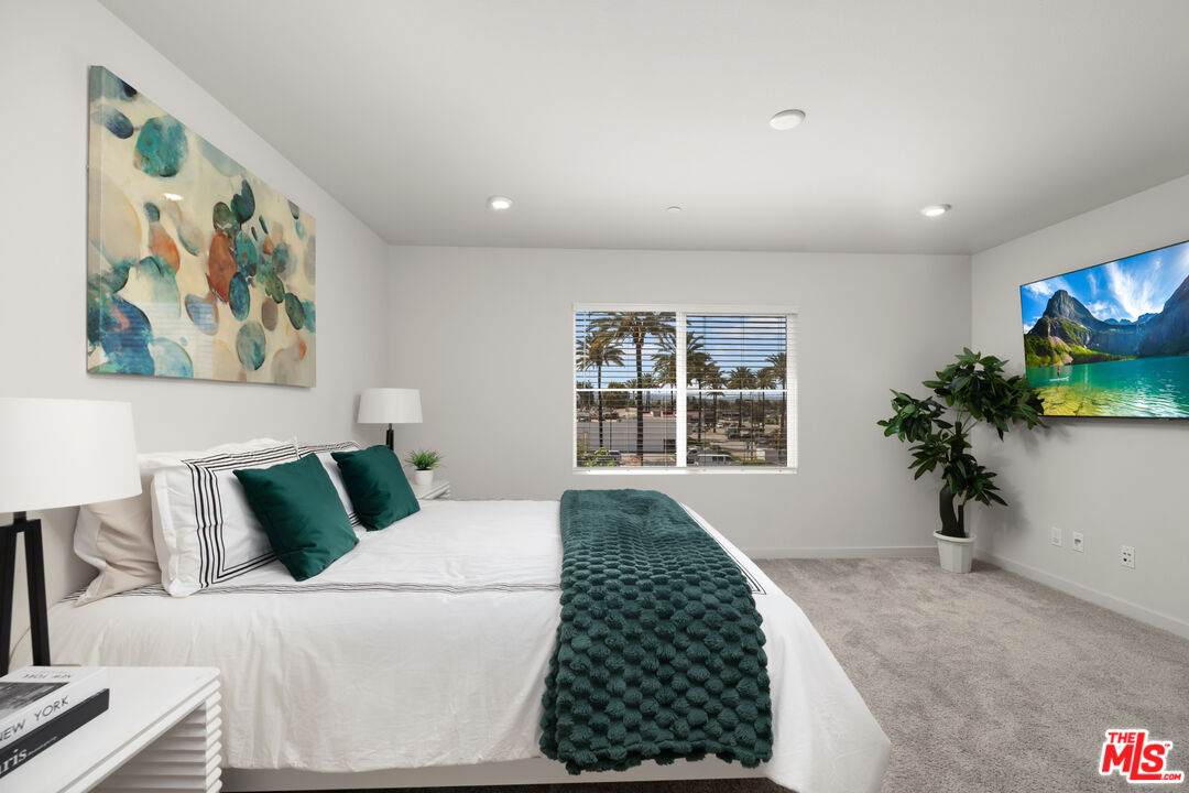 126 Dove Lndg