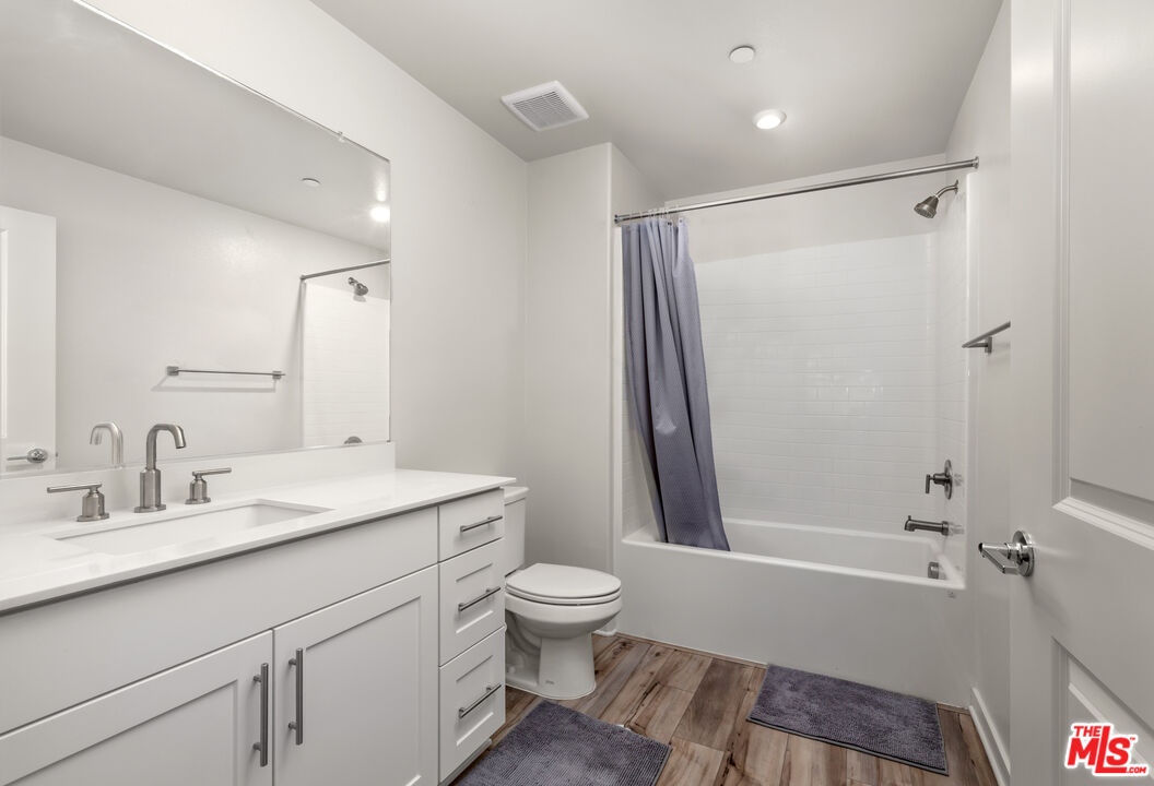 126 Dove Lndg