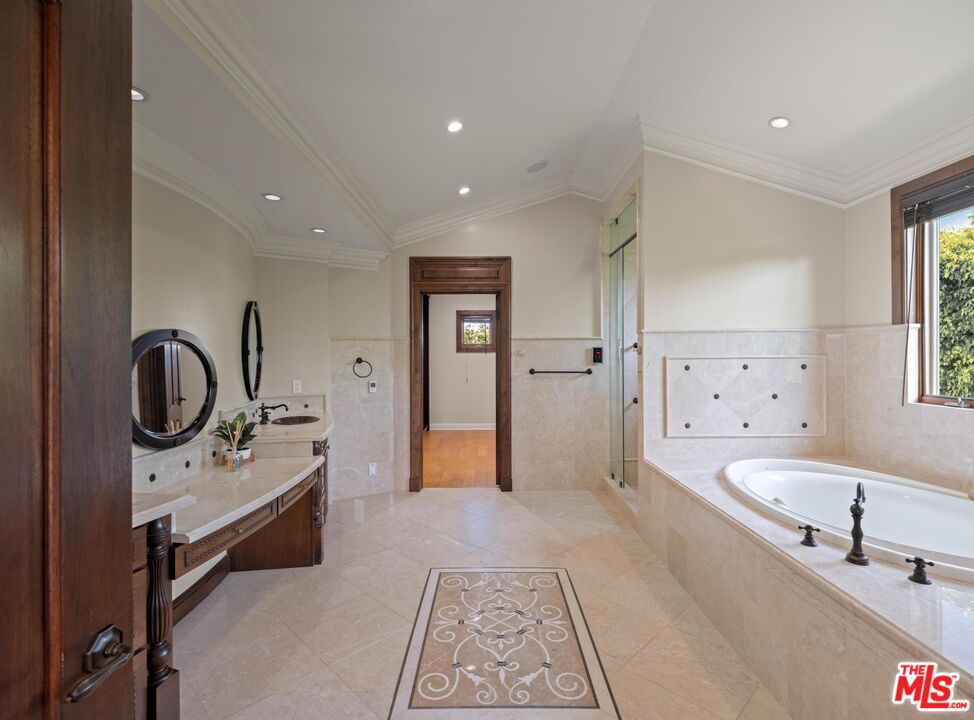 123 Fremont Pl