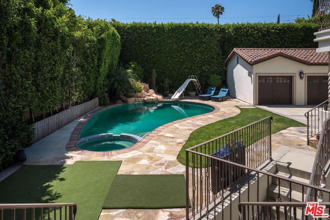 123 Fremont Pl