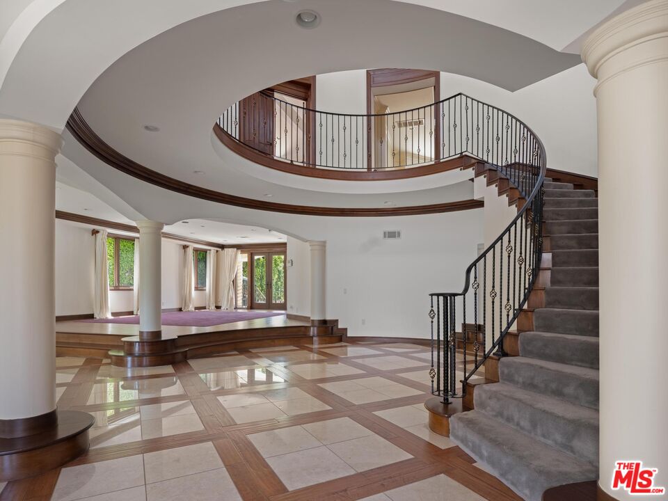 123 Fremont Pl