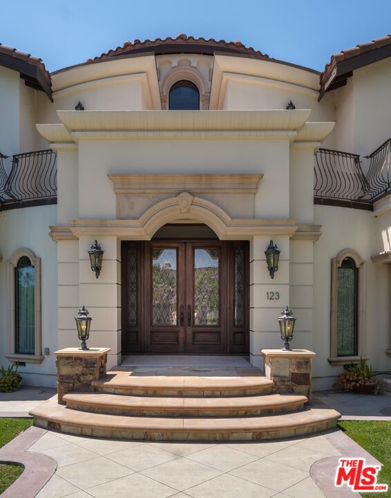 123 Fremont Pl