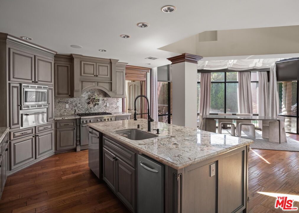 123 Fremont Pl