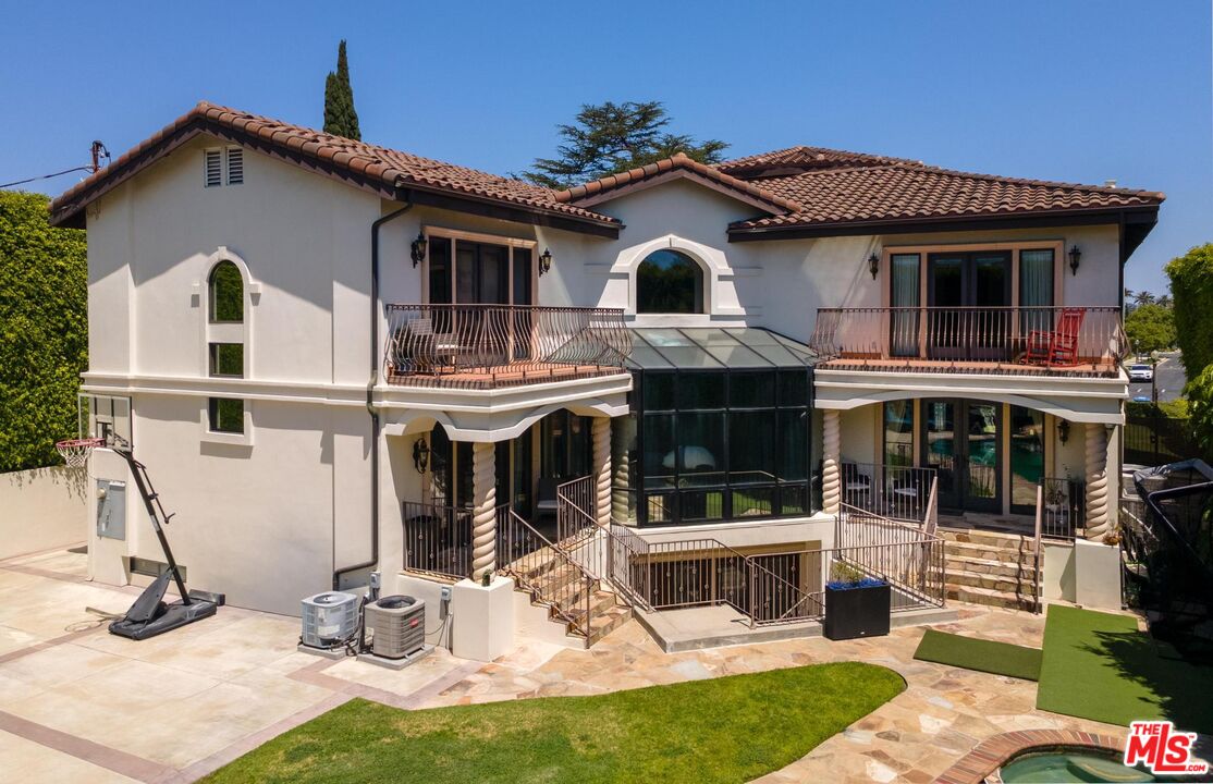 123 Fremont Pl