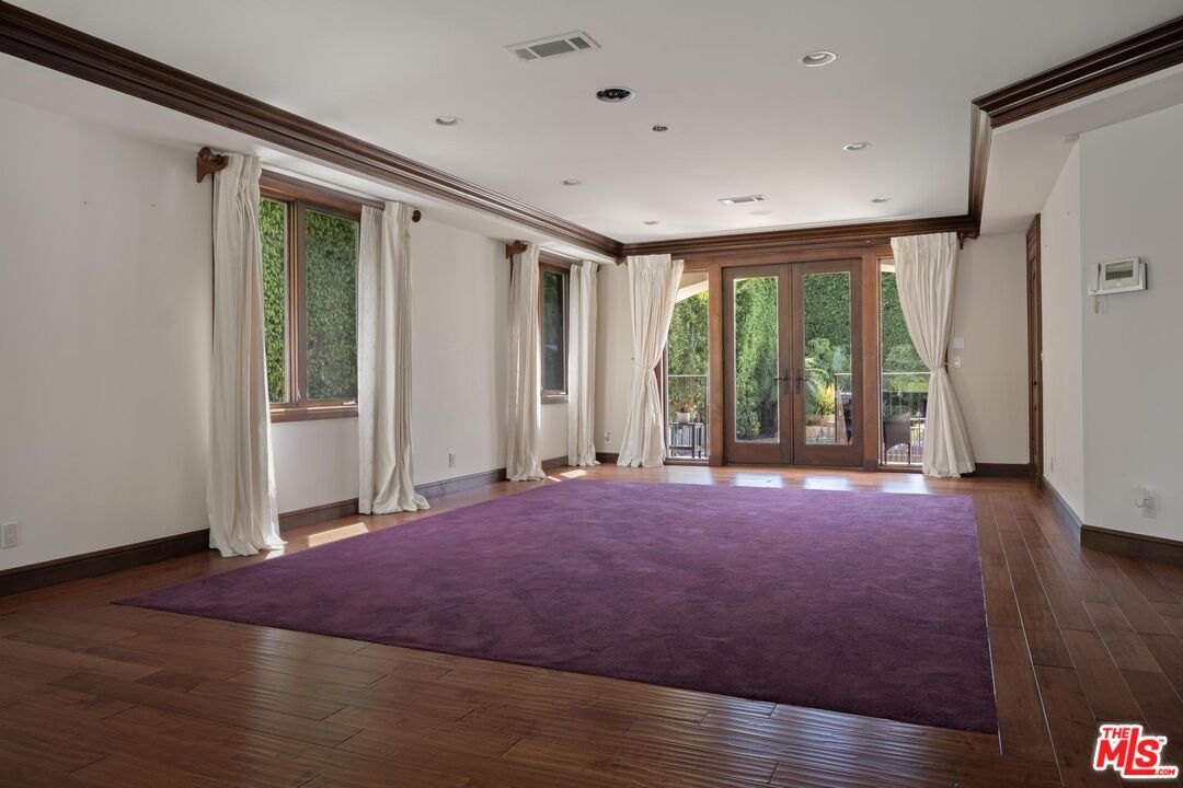 123 Fremont Pl