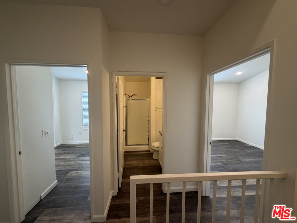 1127 Glenville Dr Unit: Unit 2