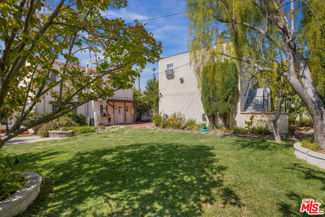1007 Matilija Rd