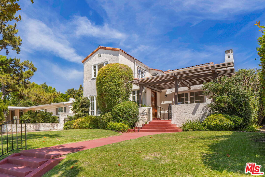1007 Matilija Rd