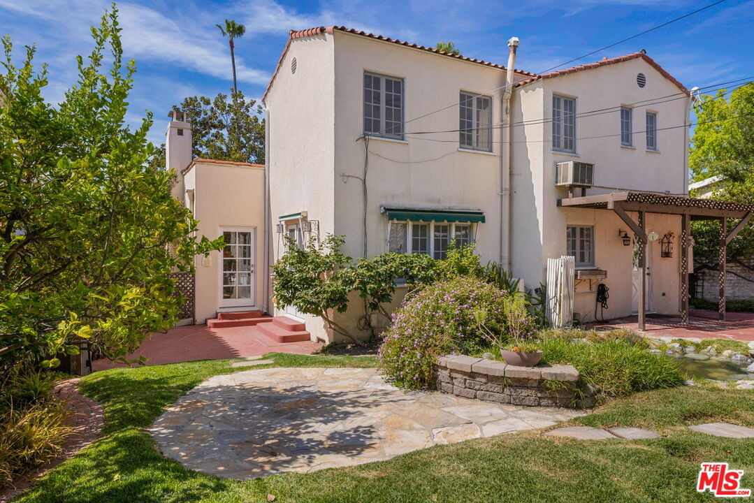 1007 Matilija Rd