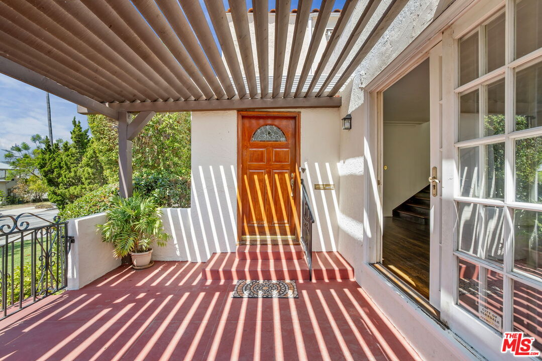 1007 Matilija Rd
