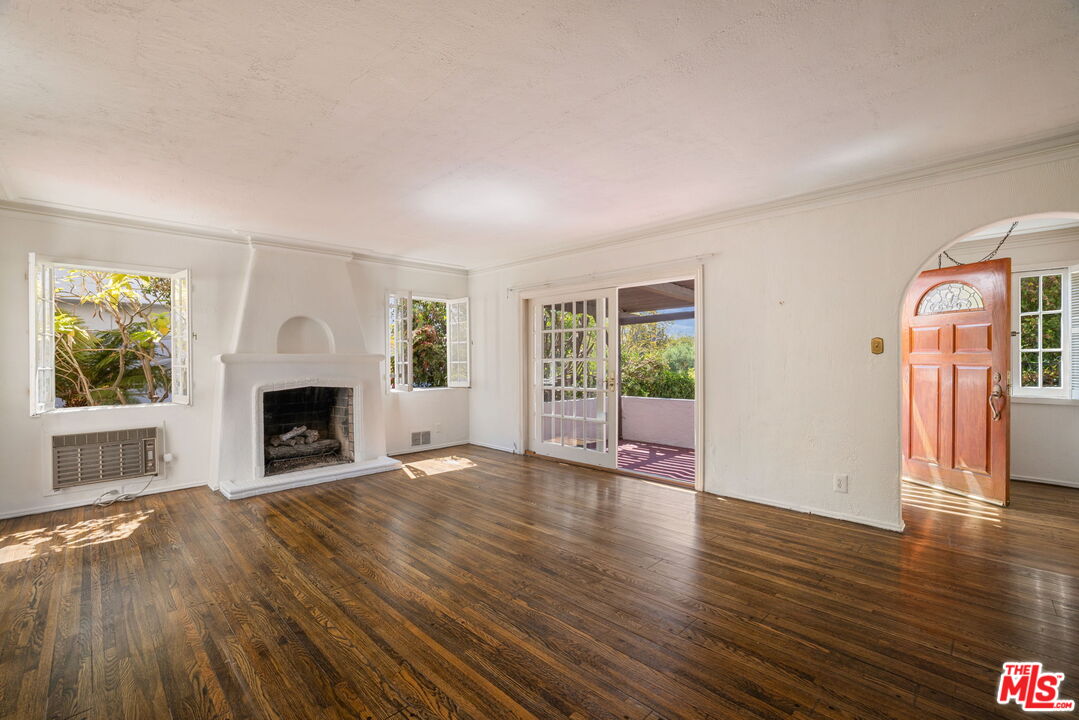 1007 Matilija Rd