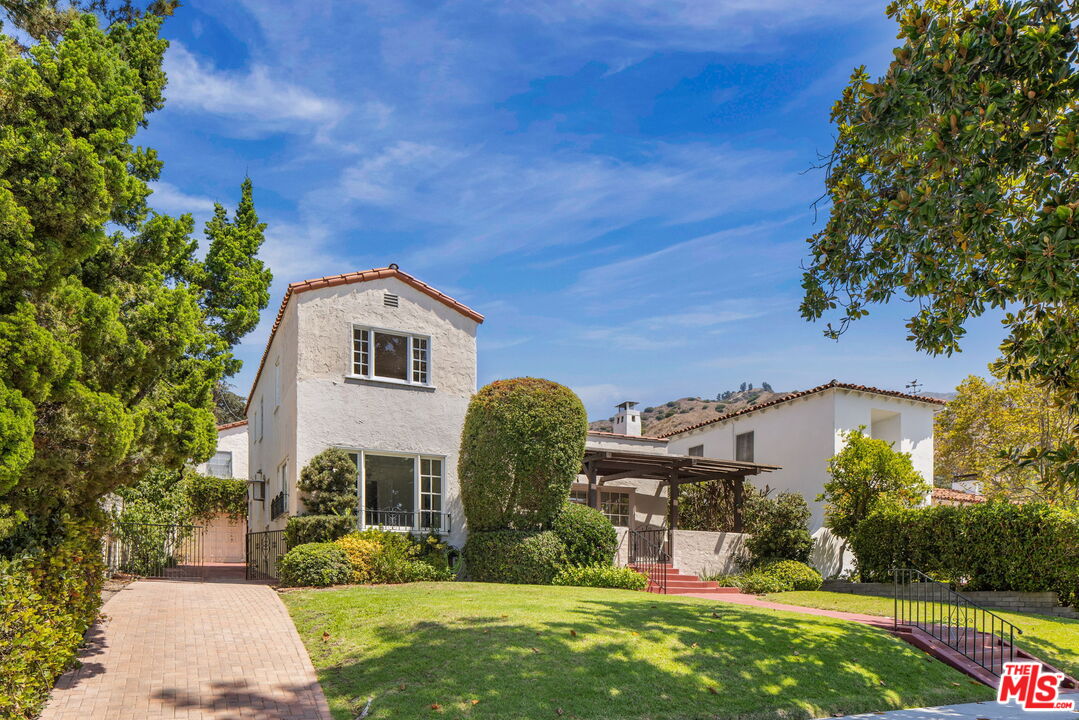 1007 Matilija Rd