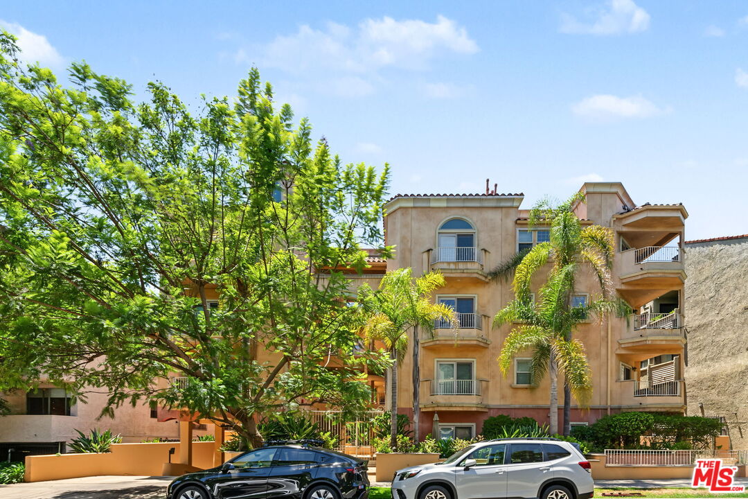 1511 Camden Ave Unit: 103